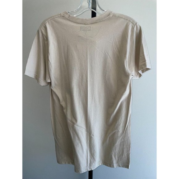 Marvel Super Heroes Beige Short Sleeve Graphic T Shirt Size XL (26505) - Picture 2 of 2